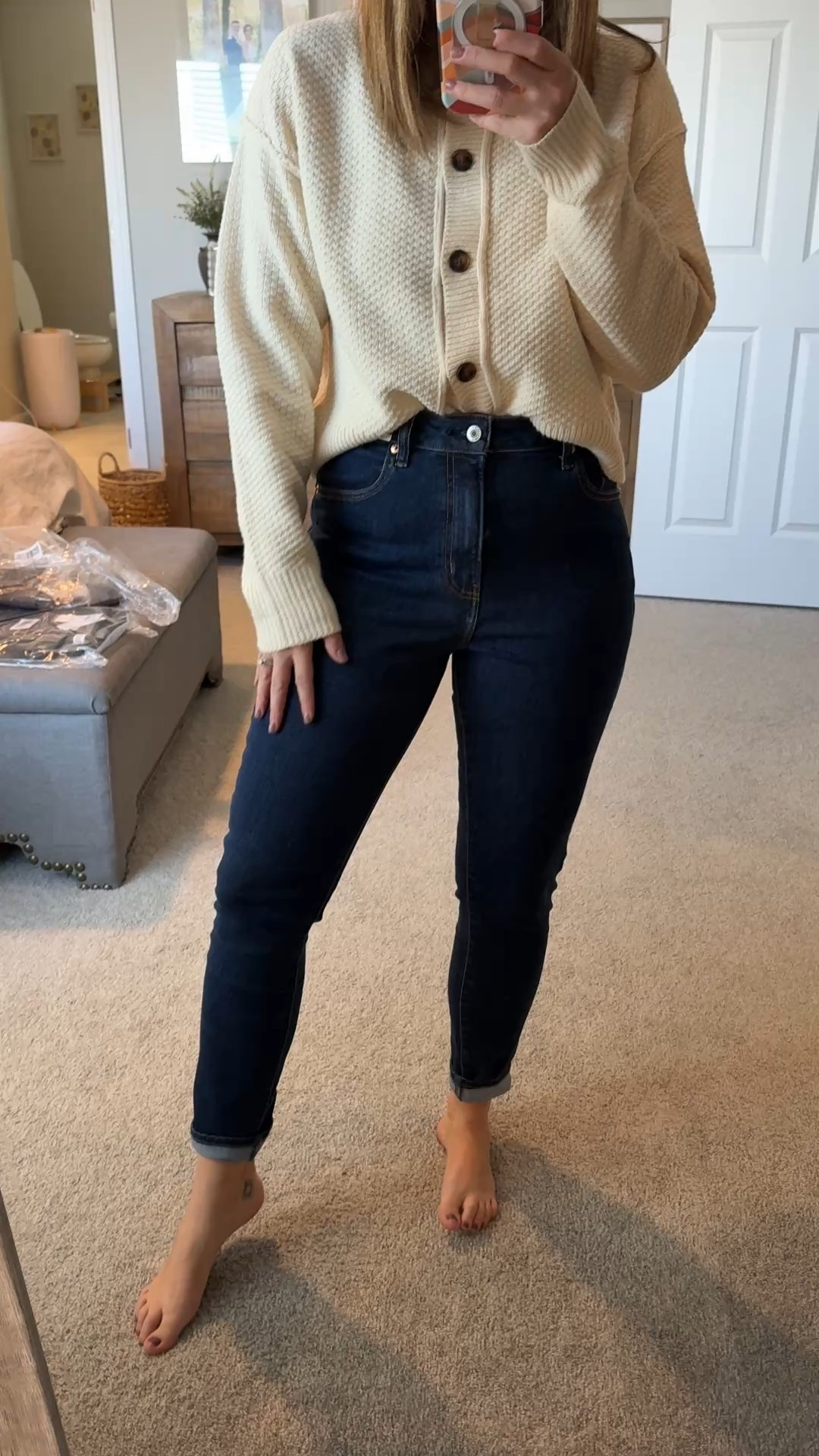 details on this year's Abercrombie skinny jean- they're amazing!! 👌

#LTKFallSale #LTKSeasonal #LTKStyleTip