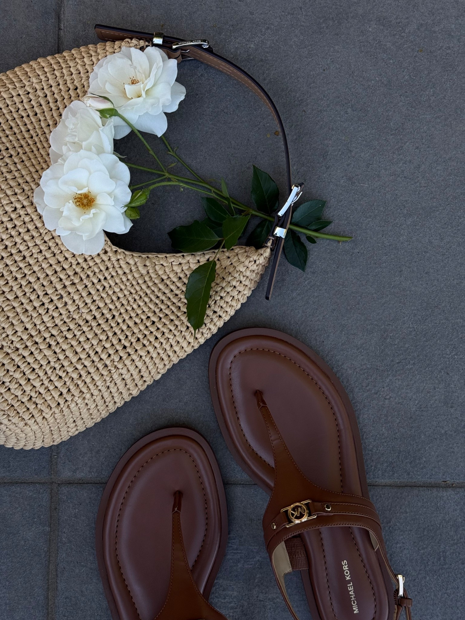 First outdoor dinner of the season. Loving lace & raffia details at the moment @michaelkors-us  @dillards #mkpartner