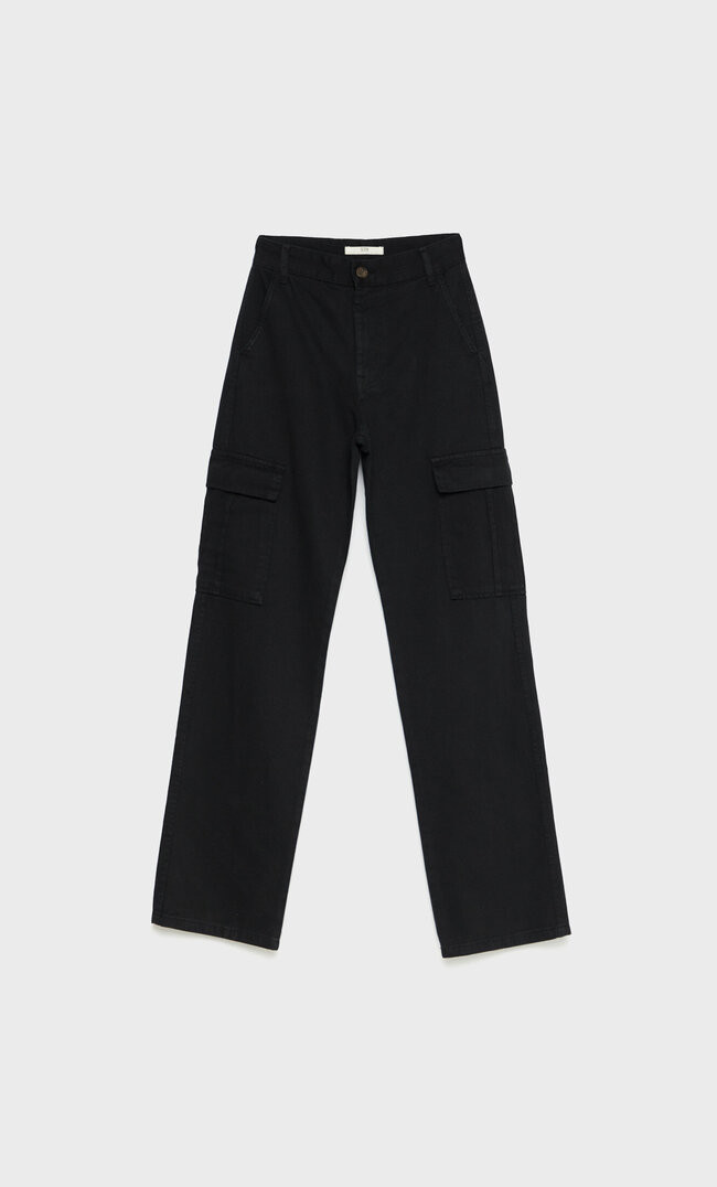 Straight fit cargo trousers | Stradivarius (UK)