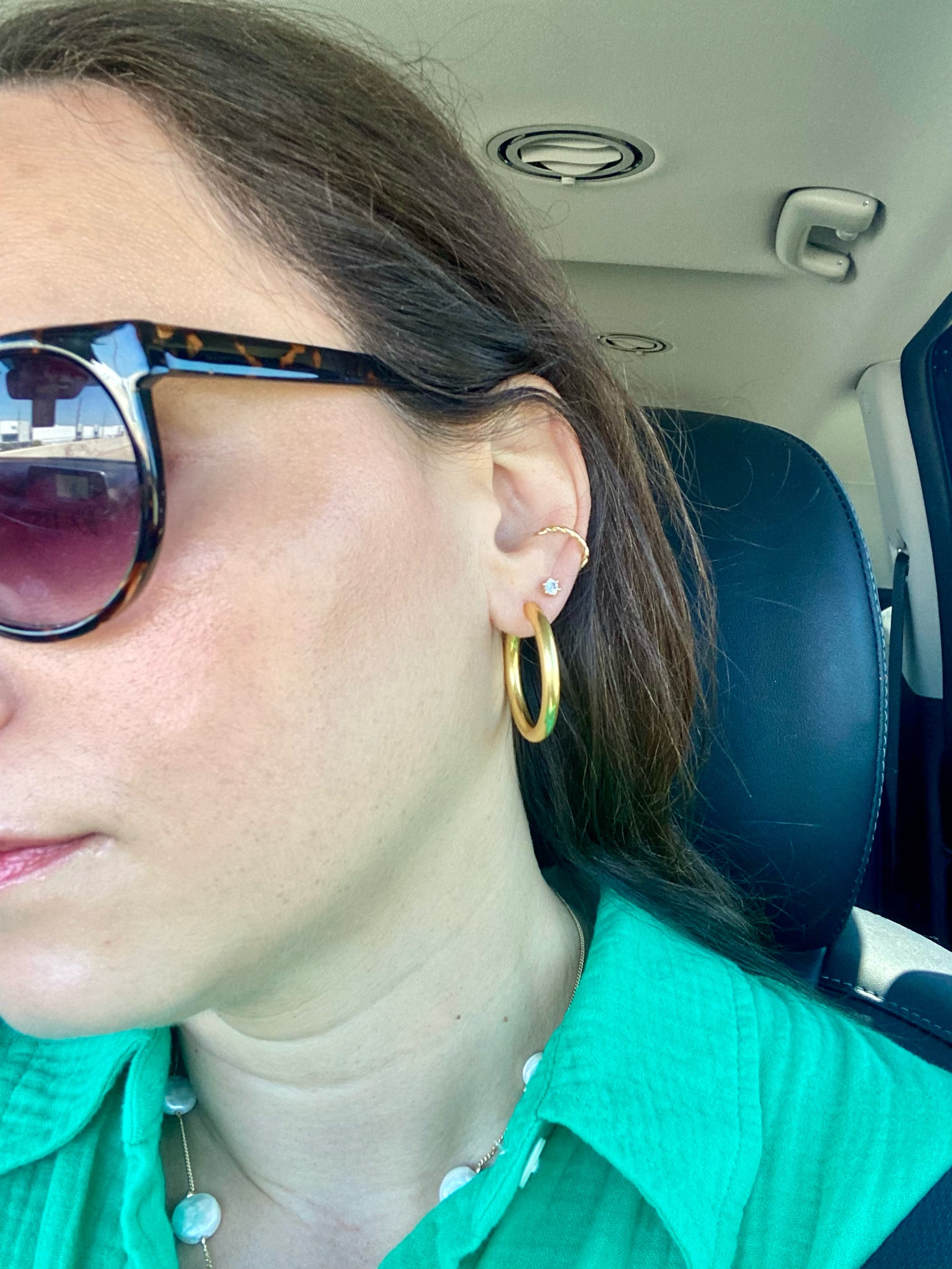 Ear cuff 

#LTKFestival #LTKGiftGuide #LTKfindsunder50