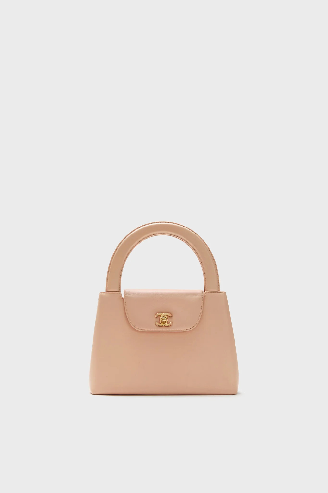 CHANEL Beige Coco Kelly Leather Handbag | Tuckernuck (US)