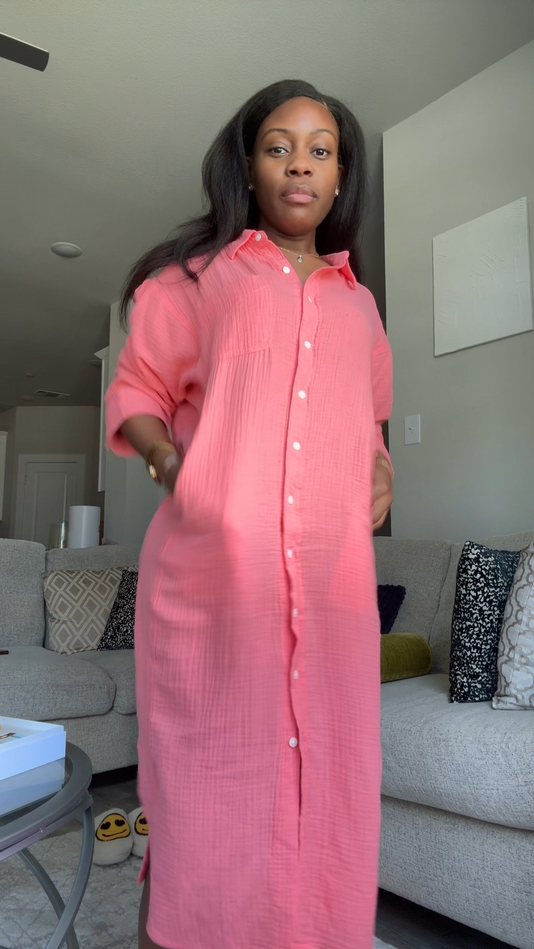 For all the wives and moms this is definitely the dress for the summer!! It’s oversized, breathable, and easy to throw on and style! Perfect summer dress! #target #targetdresses #momdressforthesummer 
