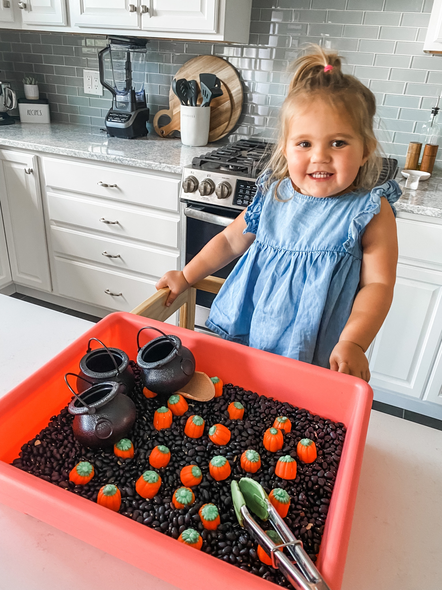 Halloween sensory bin idea // linked similar items

#LTKHalloween #LTKkids #LTKSeasonal
