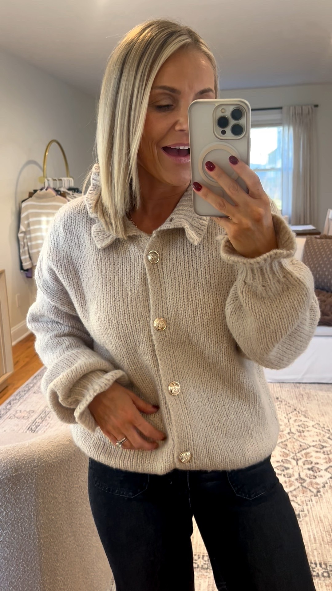 Amazon Thanksgiving Outfit Idea🤎

Thanksgiving outfits. Amazon fashion, Amazon finds, Amazon outfits, fall outfits, fall style, fall ootd, Amazon jeans, petite jeans, fall sweaters, midsize fashion 

#LTKSeasonal #LTKHoliday #LTKMidsize