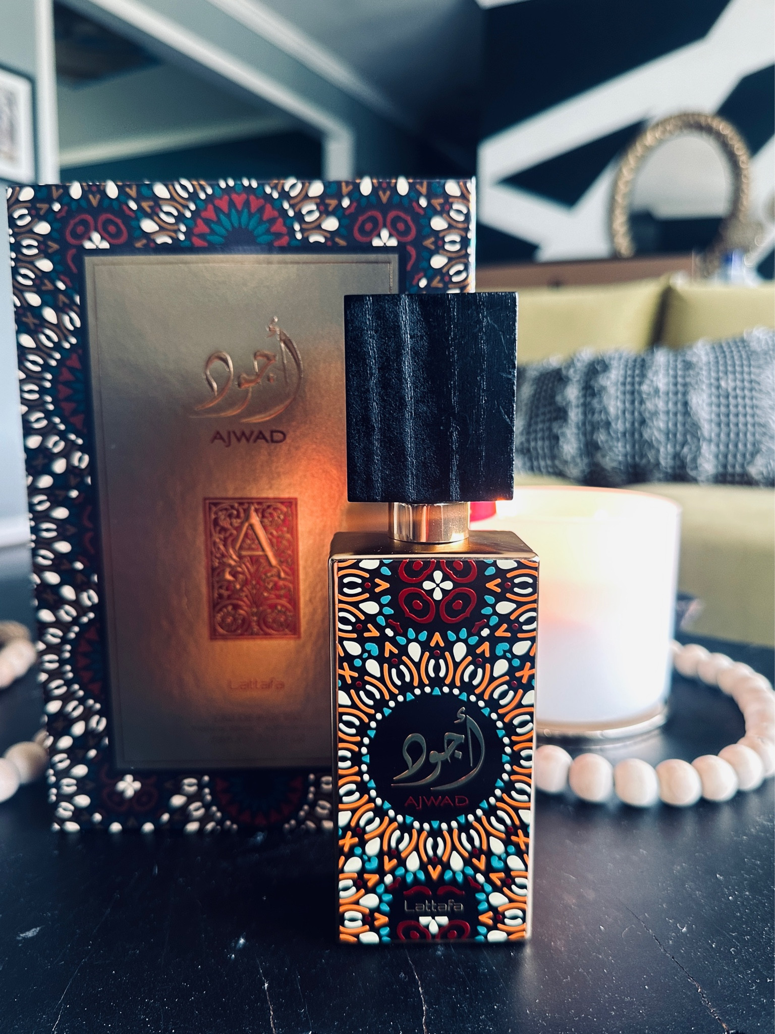 Lattafa Ajwad Arabic Parfum: smells like Amber, Rose & Sandalwood
