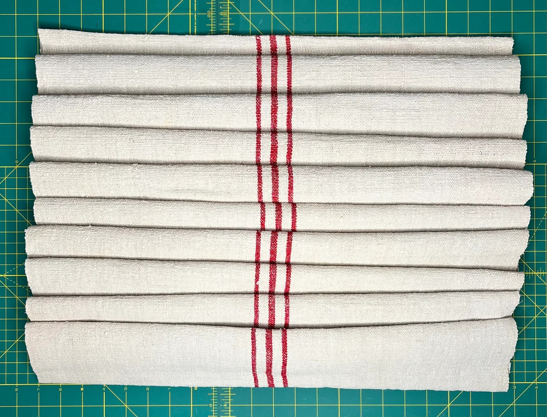 Antique Grain Sack Creamy Light Beige With Triple Red Stripes - Etsy | Etsy (US)