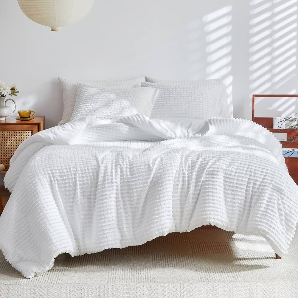 WARMDERN King Comforter Set White Boho Stripe Comforter Lightweight Microfiber Down Alternative C... | Amazon (US)