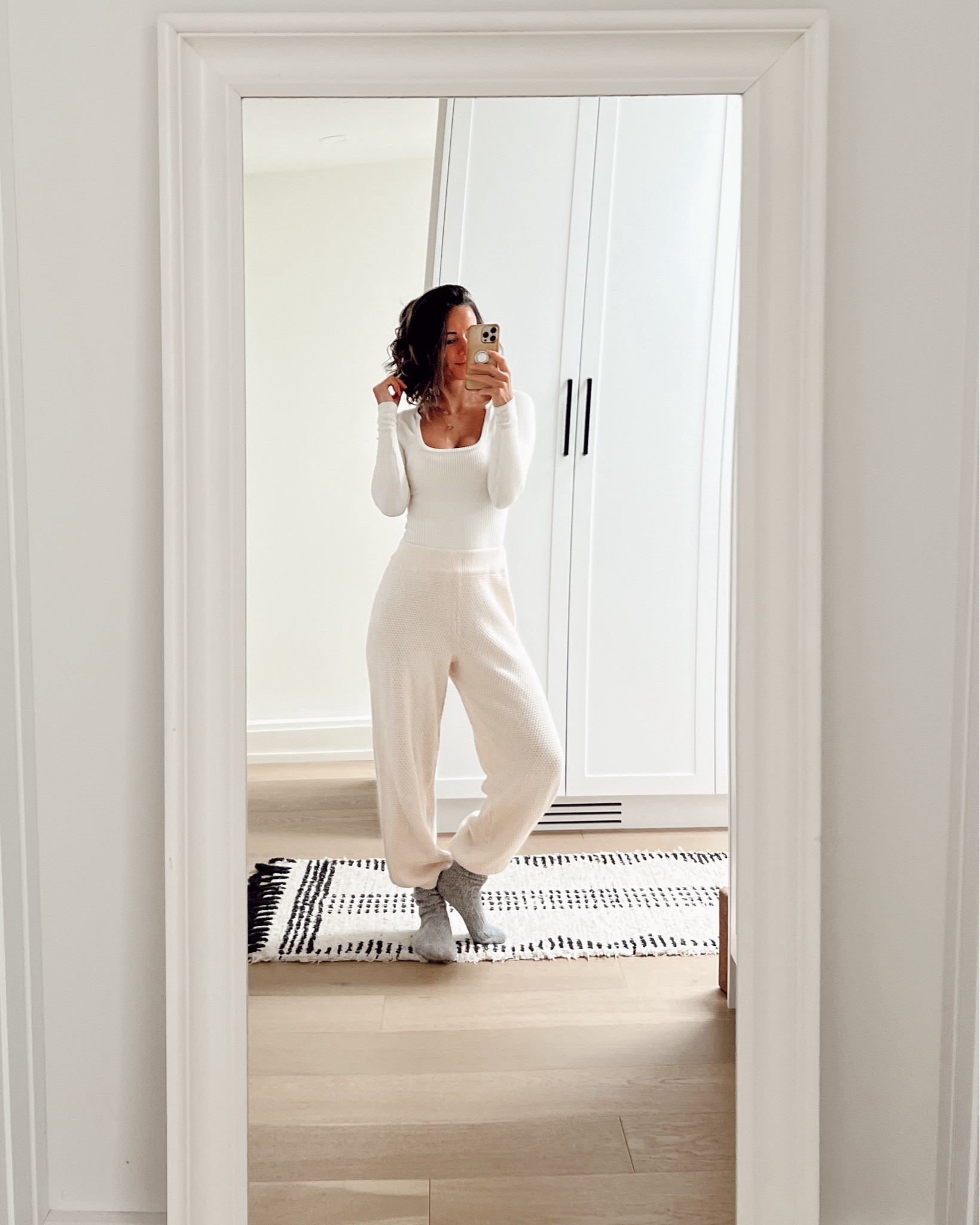 The beauty of a simple, monochromatic outfit and all the ways you can play with it. 

Lately I’ve loved pairing my basic casual outfits with a long wool coat to dress it up a bit. It makes going from home life to out and about easy peasy!

.
.
.
 #style #fashion #love #styleinspo #ootd #outfitoftheday #whatiwore #currentlywearing #instastyle #lookgoodfeelgood 