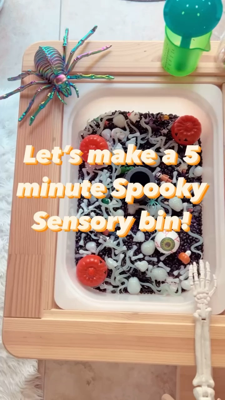 Would you make a 5 minute spooky sensory bin? 💀👻🎃
.
.
.
.
.
.
#sensoryplay #sensorybin #sensoryplayideas #halloweensensorybin #halloweensensoryplay #sensorybinactivity #flisat #flisattableplay #spookysensorybin #sensorybinfun 

#LTKSeasonal #LTKKids