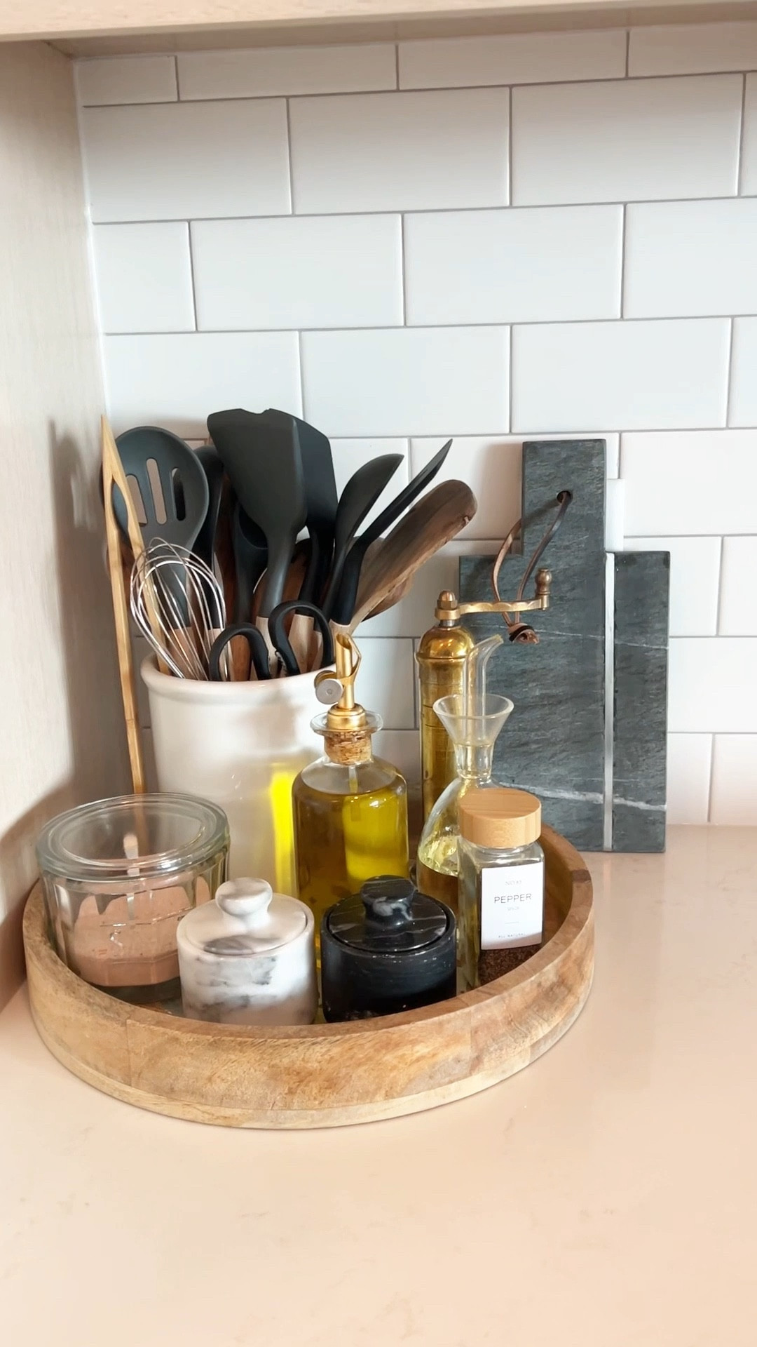 Countertop styling!


#LTKHome #LTKSeasonal #LTKfoodie