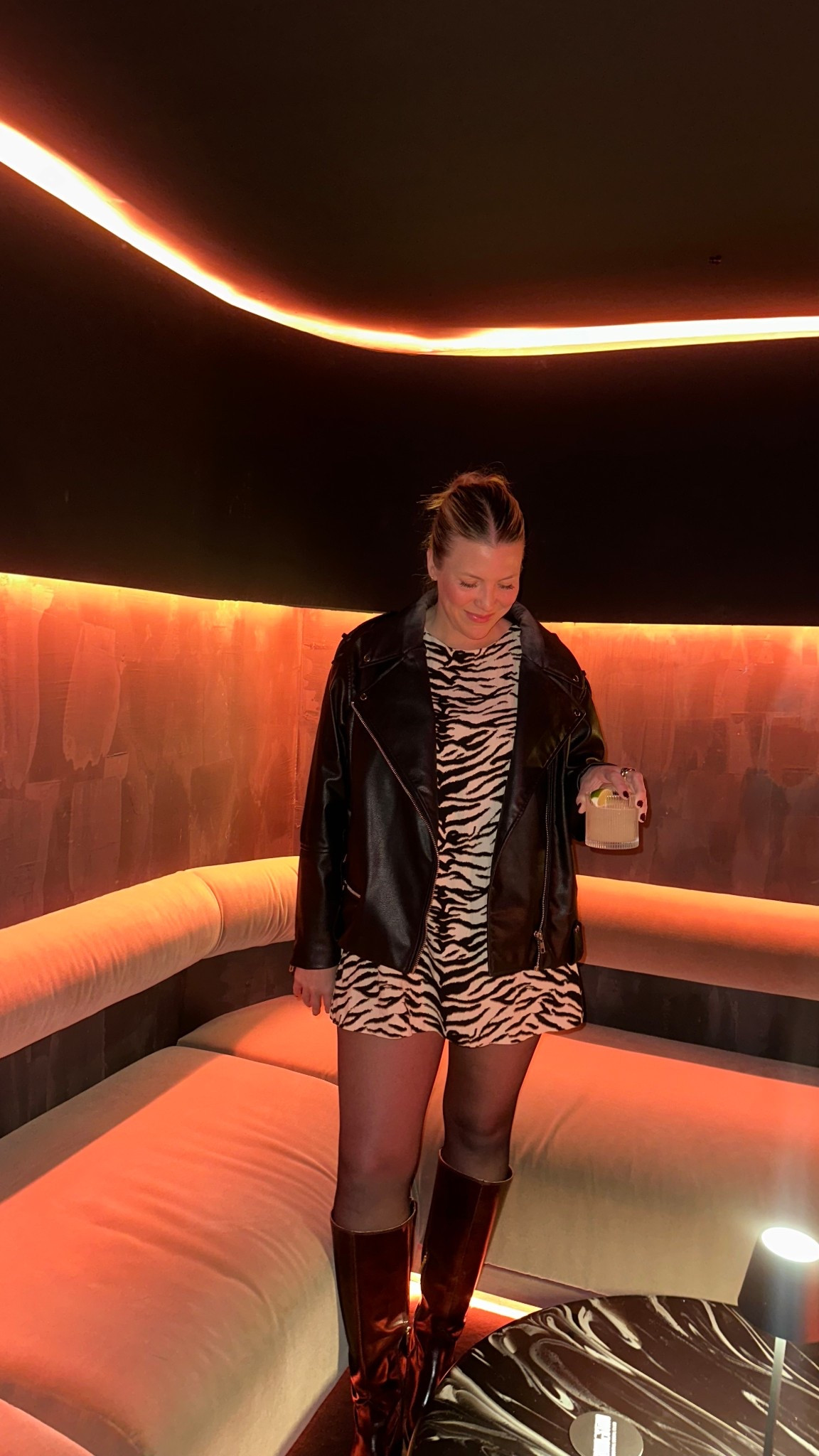 add these knee high boots to your black friday cart asap 