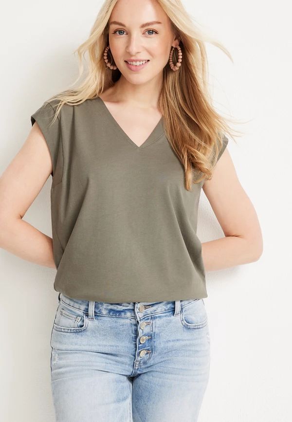 24/7 Forever Wedge Tee | Maurices