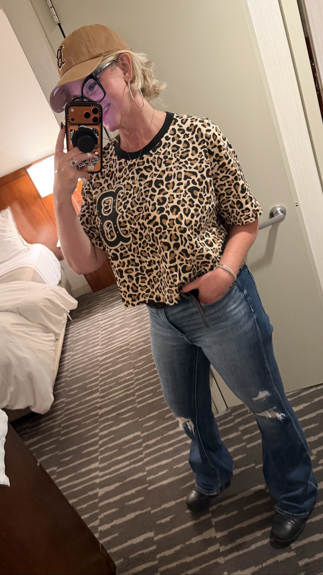 Gonna record all my fashion videos wine drunk from now on. 😄❤️✨ But also - these tall jeans from #Buckle  are 🔥. I’m wearing size 30 in 36” length. (They come in up to 38” inseams!)
#tallgirl #over40 #winetiktok #fashiontiktok

#LTKTall
