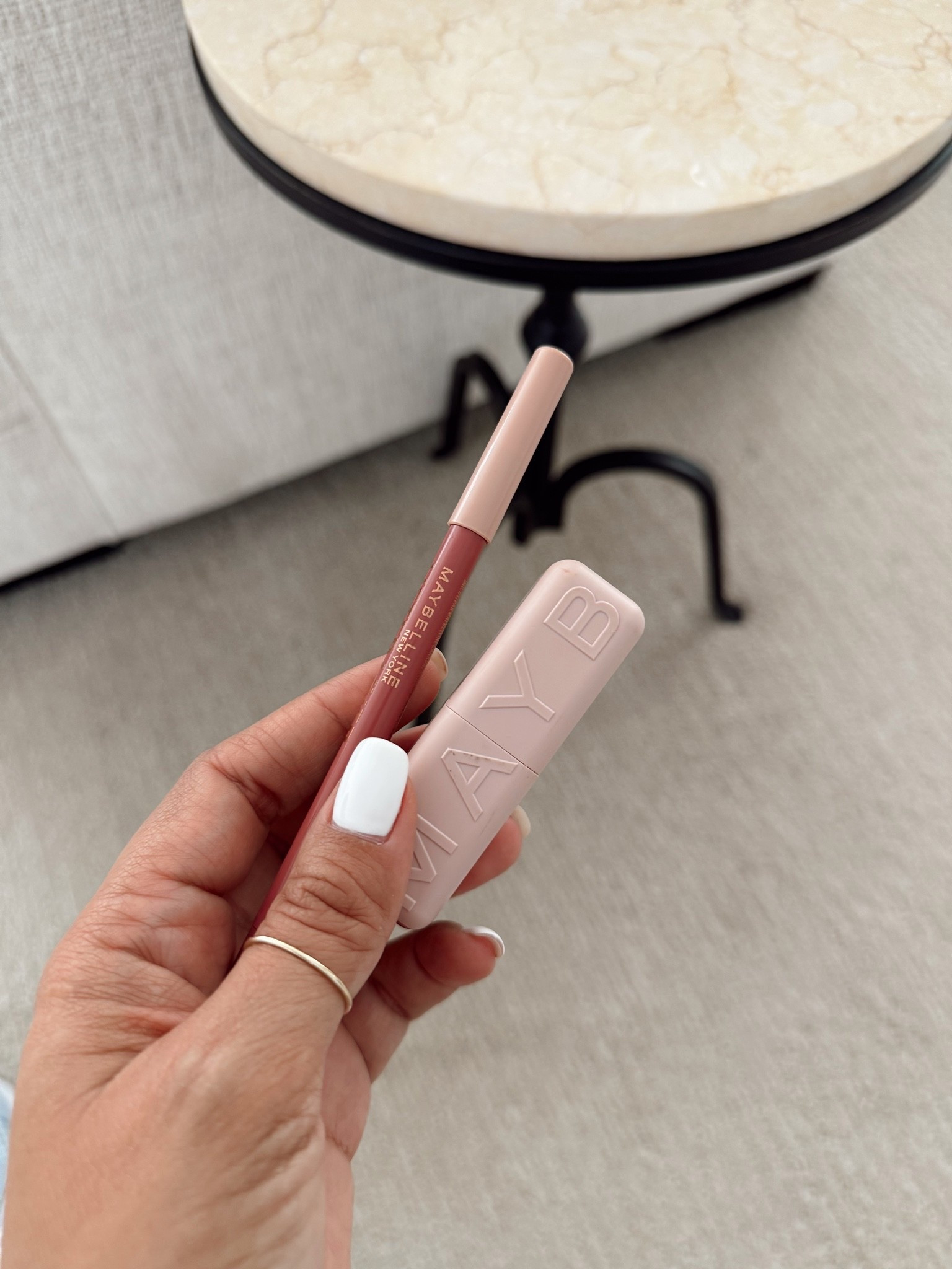 Affordable lip combo from today! Reminds me of pillow talk! Maybelline “maybe it’s soft 106” lipstick and “07 big lift” liner

#LTKselfcare #LTKmomlife #LTKBeauty
