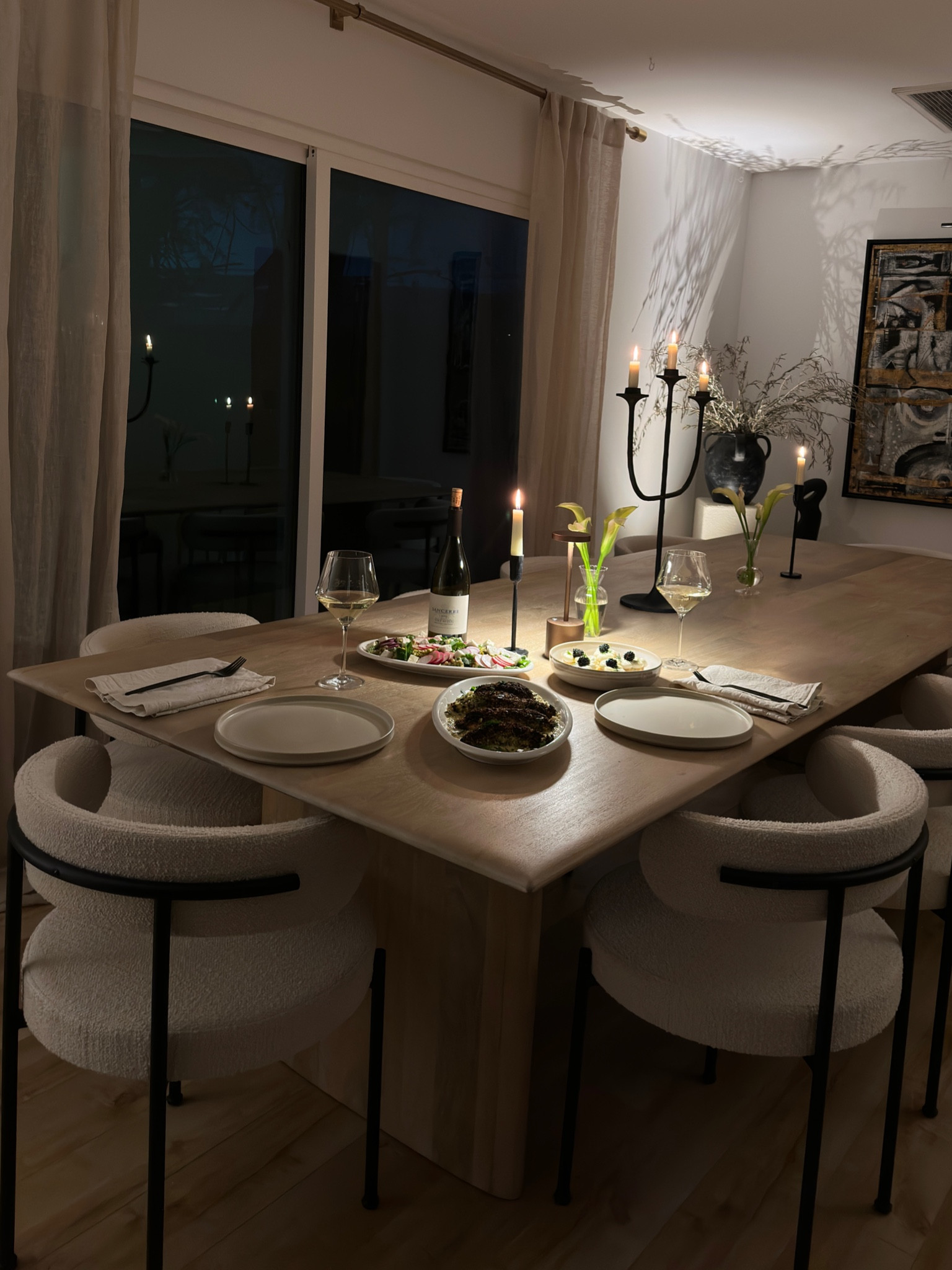 Dining room links 🔗  Wood dining table, dining chairs, tablescape for dinner party 

#LTKhome