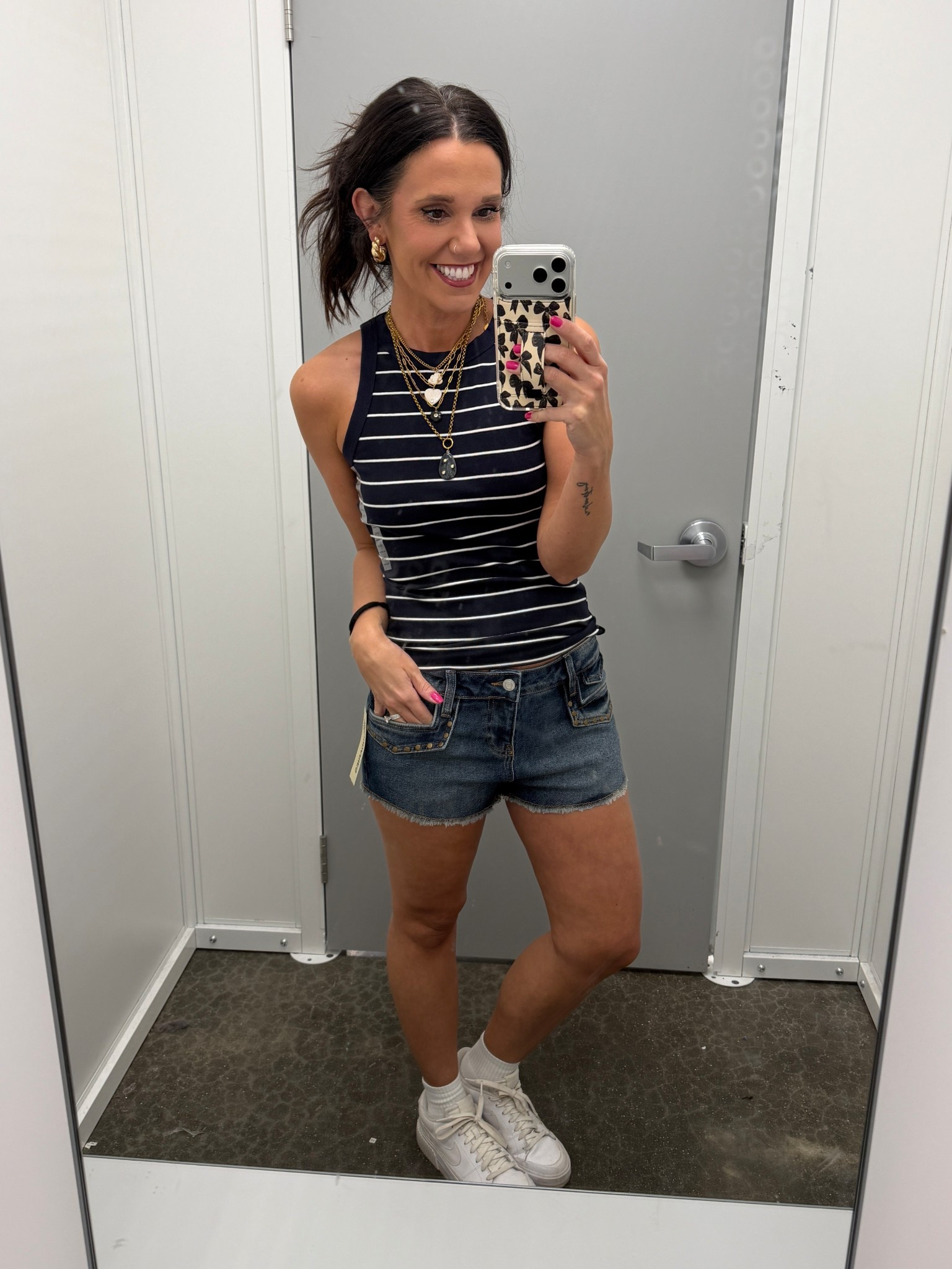 Use code KERRISSA and save 40% off my necklace stack