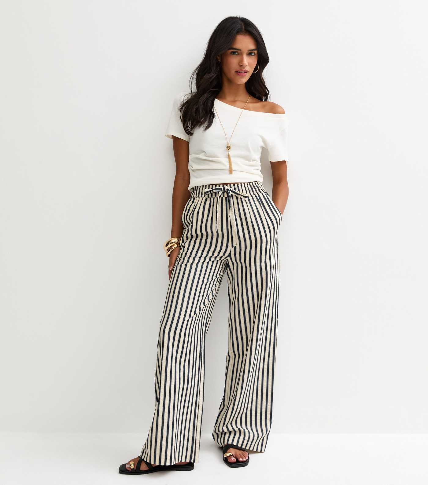 Blue Striped Seersucker Wide Leg Trousers | New Look | New Look (UK)