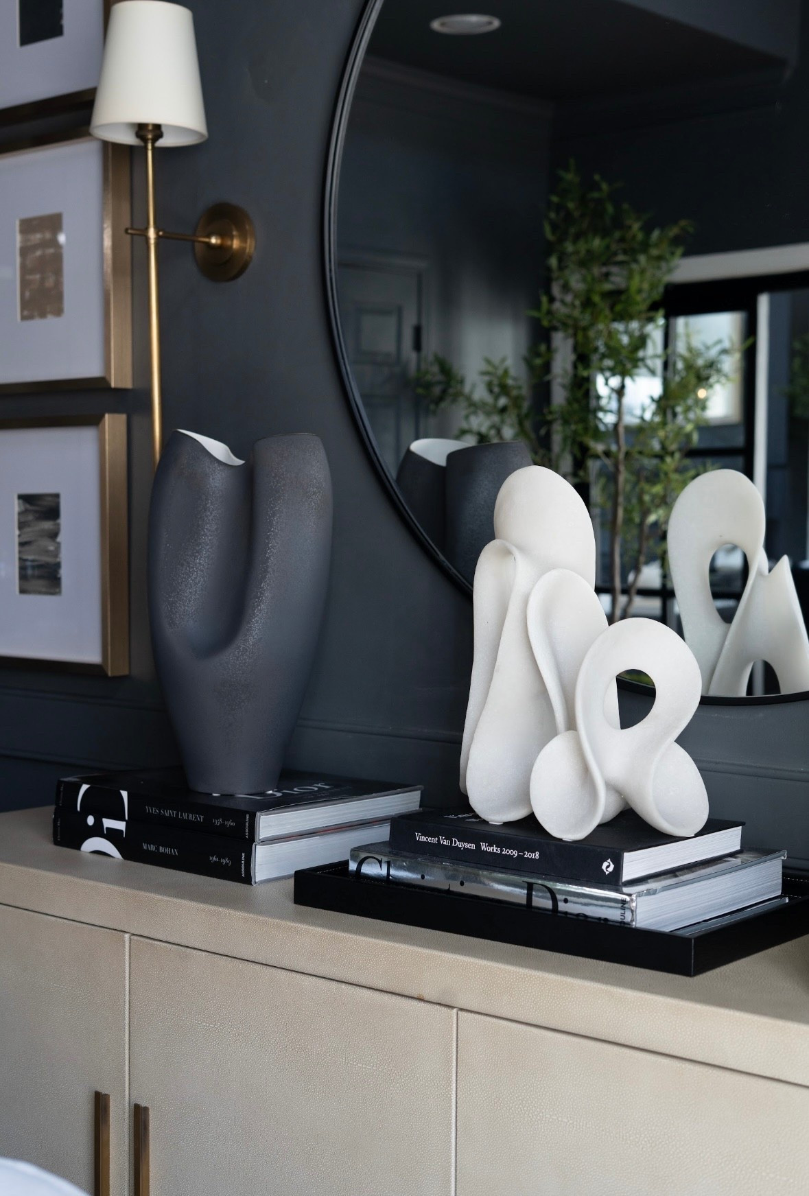 Iconic pieces don’t have to scream — they just show up and steal the scene.

These Wayfair finds are giving designer-level drama in the best way: sculptural silhouettes, bold contrast, rich texture, and that “where did you GET that?!” energy. The kind of decor that makes a room feel calm… but unforgettable.

#ad #wayfair #wayfairpartner @wayfair


#LTKHome #LTKdayinmylife #LTKmomlife