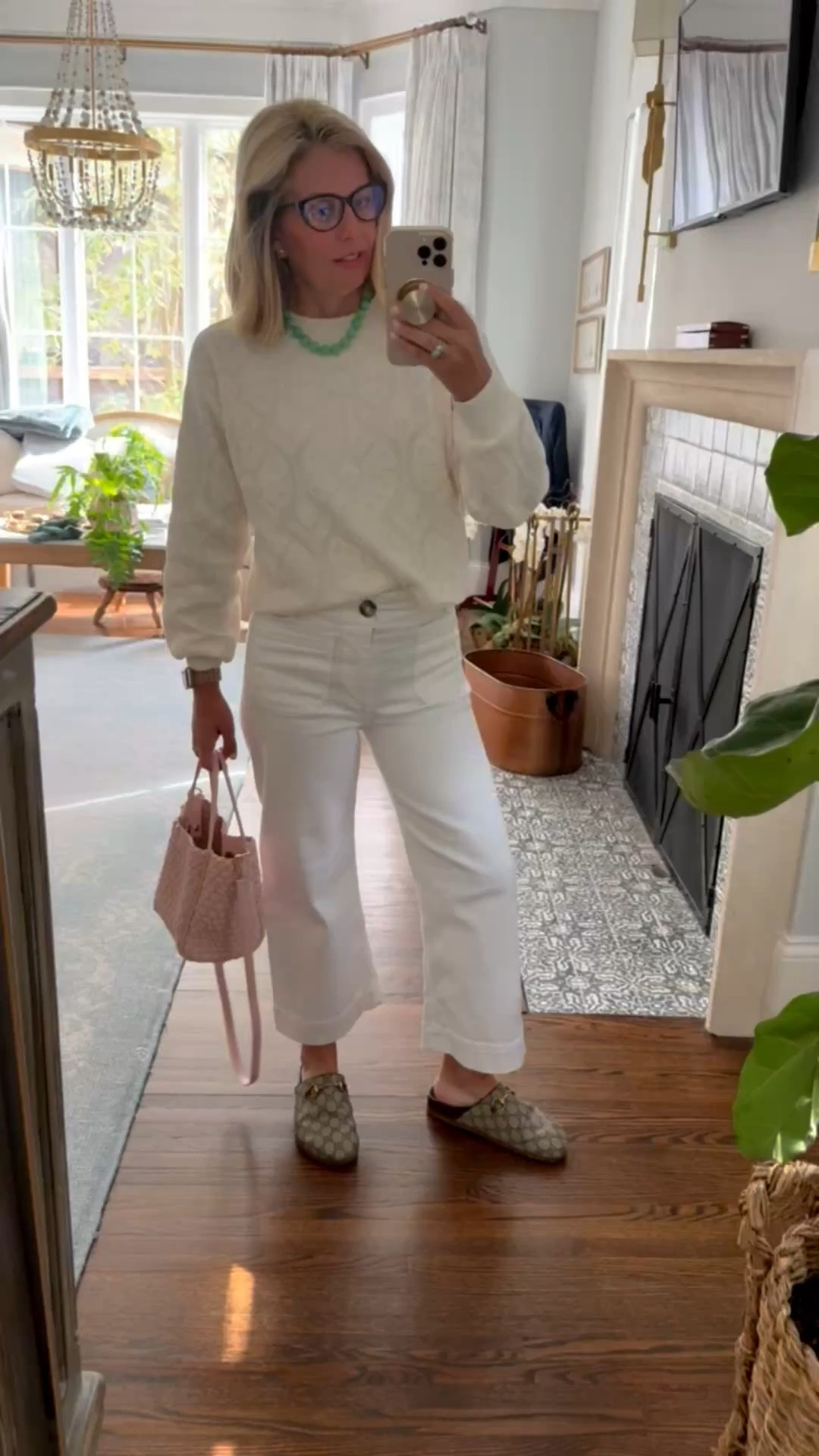 OOTD…neutral look cuteness!! 
Top - small
Jeans - 26P
Slides - 38
Don’t forget Anthro sale!!
*Use code CATHERINE20 3/6-3/9 to save 20% when you spend $100+