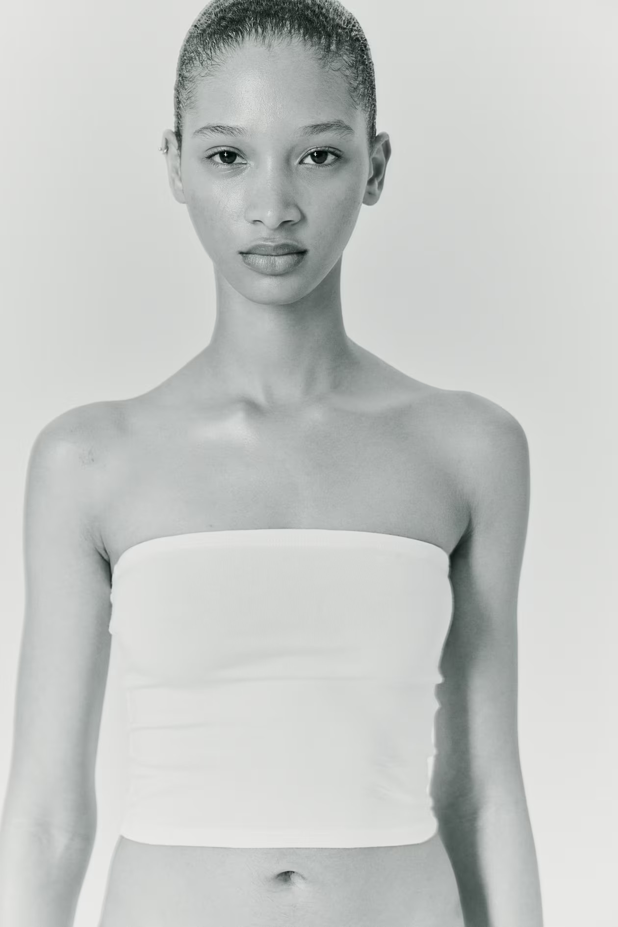 2er-Pack Kurze Tubetops - Ärmellos - Kurz - Schwarz/Weiß - Ladies | H&M AT | H&M (DE, AT, CH, NL, FI)