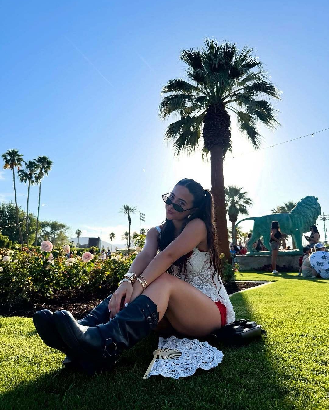 coachella day 1 💋💋💋

#LTKFestival #LTKStyleTip