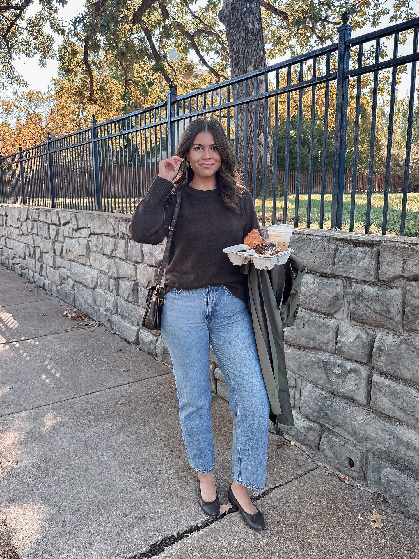 coffee run!!🍂☕️🤎