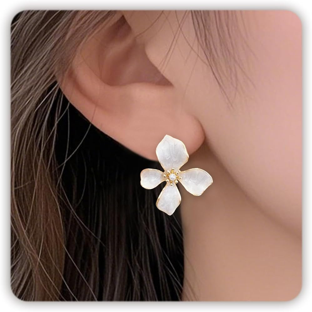 Floral Earrings for Women, White Flower Stud Earrings Elegant Flower Hawaiian Earrings as Vacatio... | Amazon (US)