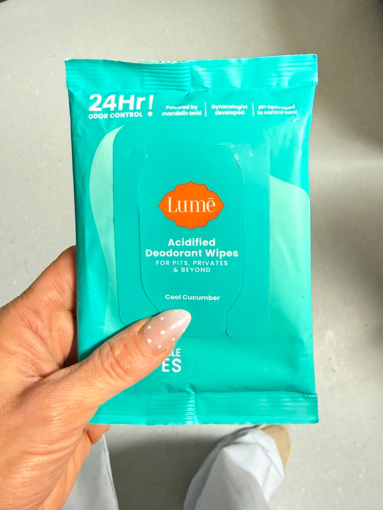 These wipes have been a lifesaver! Loving this scent 🙌

#LTKgrwm #LTKdayinmylife #LTKselfcare