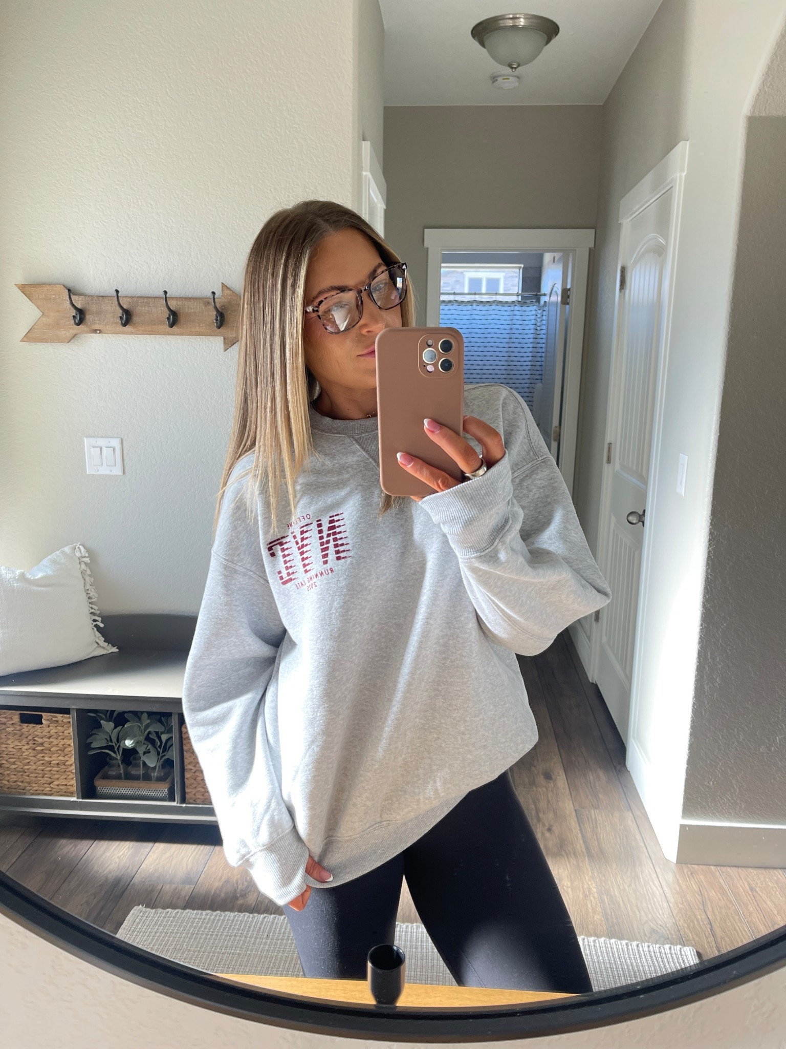 Comfy travel ootd and this sweatshirt is under $20!!

Wearing a size M

#LTKdayinmylife #LTKFindsUnder50 #LTKOver40