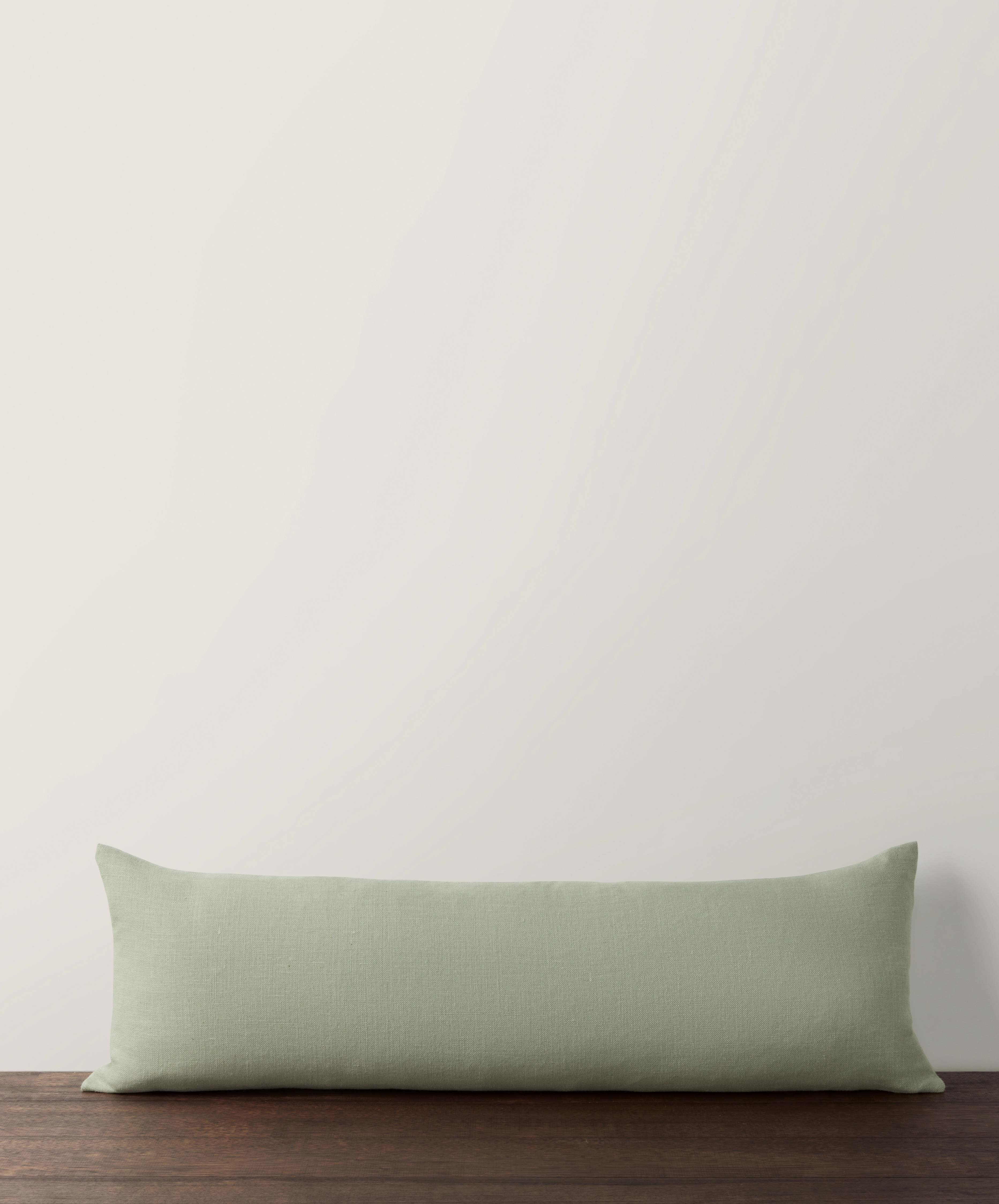 Recline Linen Cushion - Artichoke | CULTIVER US