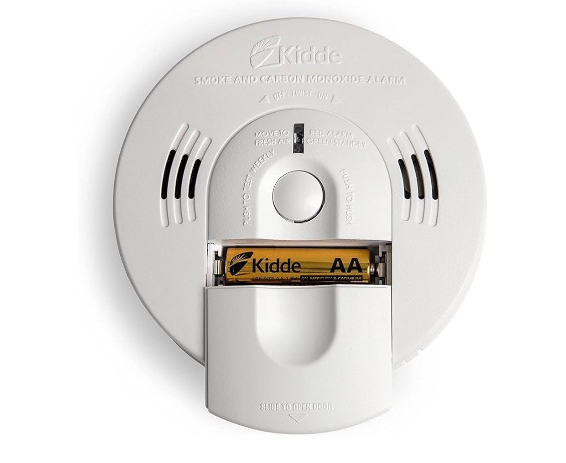 HOME SAFETY
Kidde Hardwired Smoke & Carbon Monoxide Detector, Battery Backup, Interconnectable, LED Warning Light Indicators

#LTKHome #LTKSaleAlert #LTKSpringSale