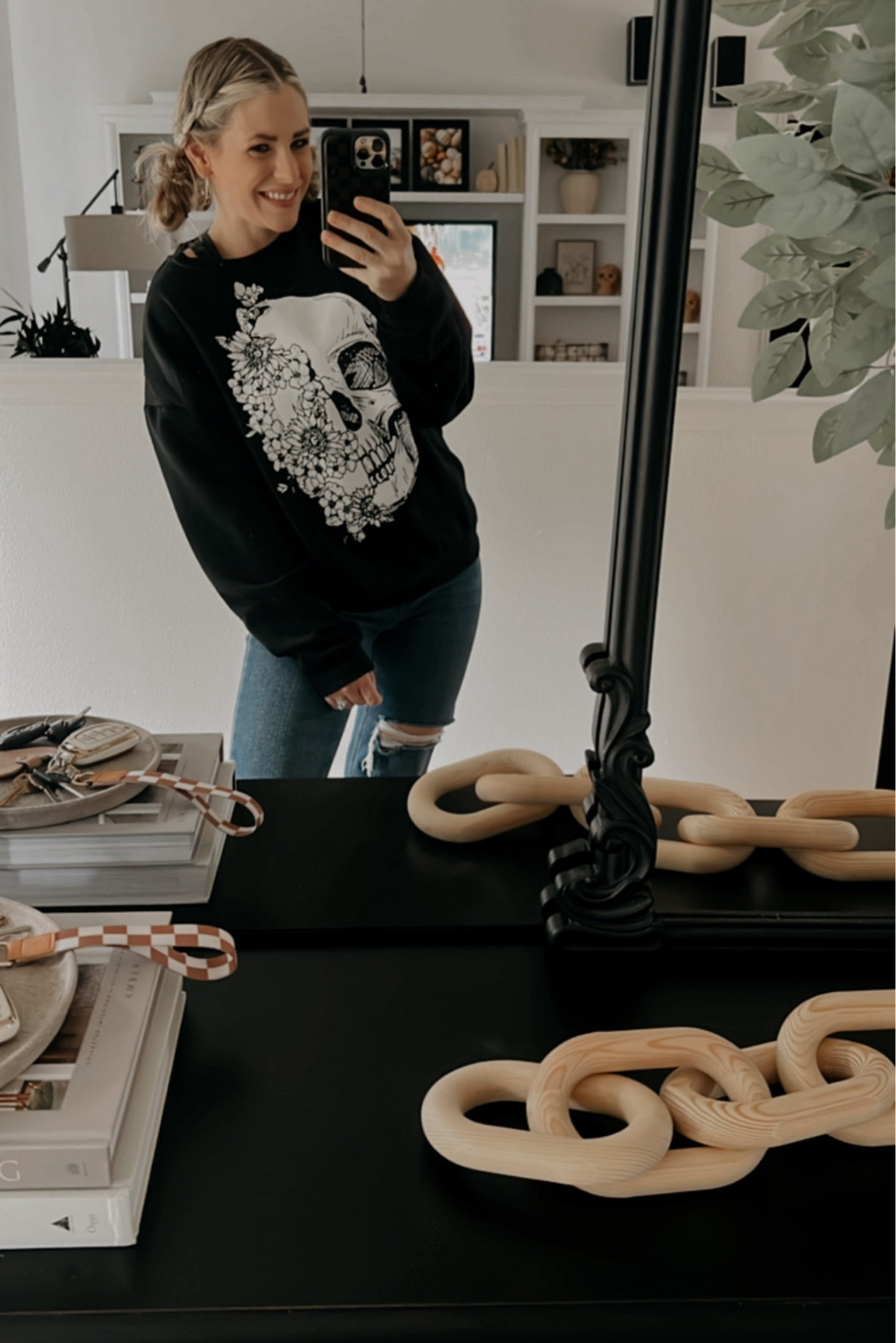 The cutest Halloween sweatshirt from Amazon! 

#LTKSeasonal #LTKFindsUnder50