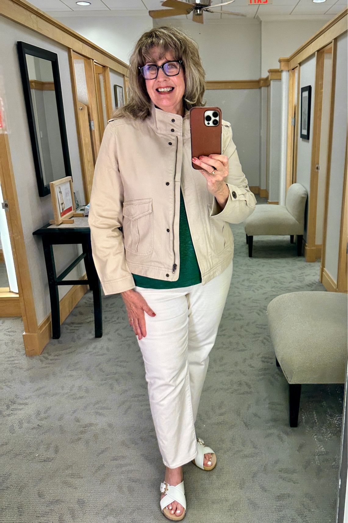 This cropped jacket is perfect to wear into fall and paired with a new green metallic tee!  The tee comes in several colors!

#LTKStyleTip #LTKOver40 #LTKMidsize