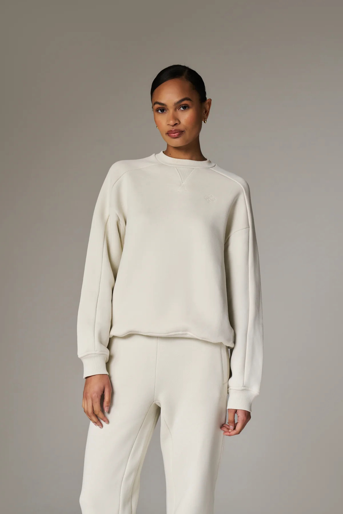 LAUNDERED CLASSICS SEAM DETAIL SWEATSHIRT - ECRU | The Couture Club