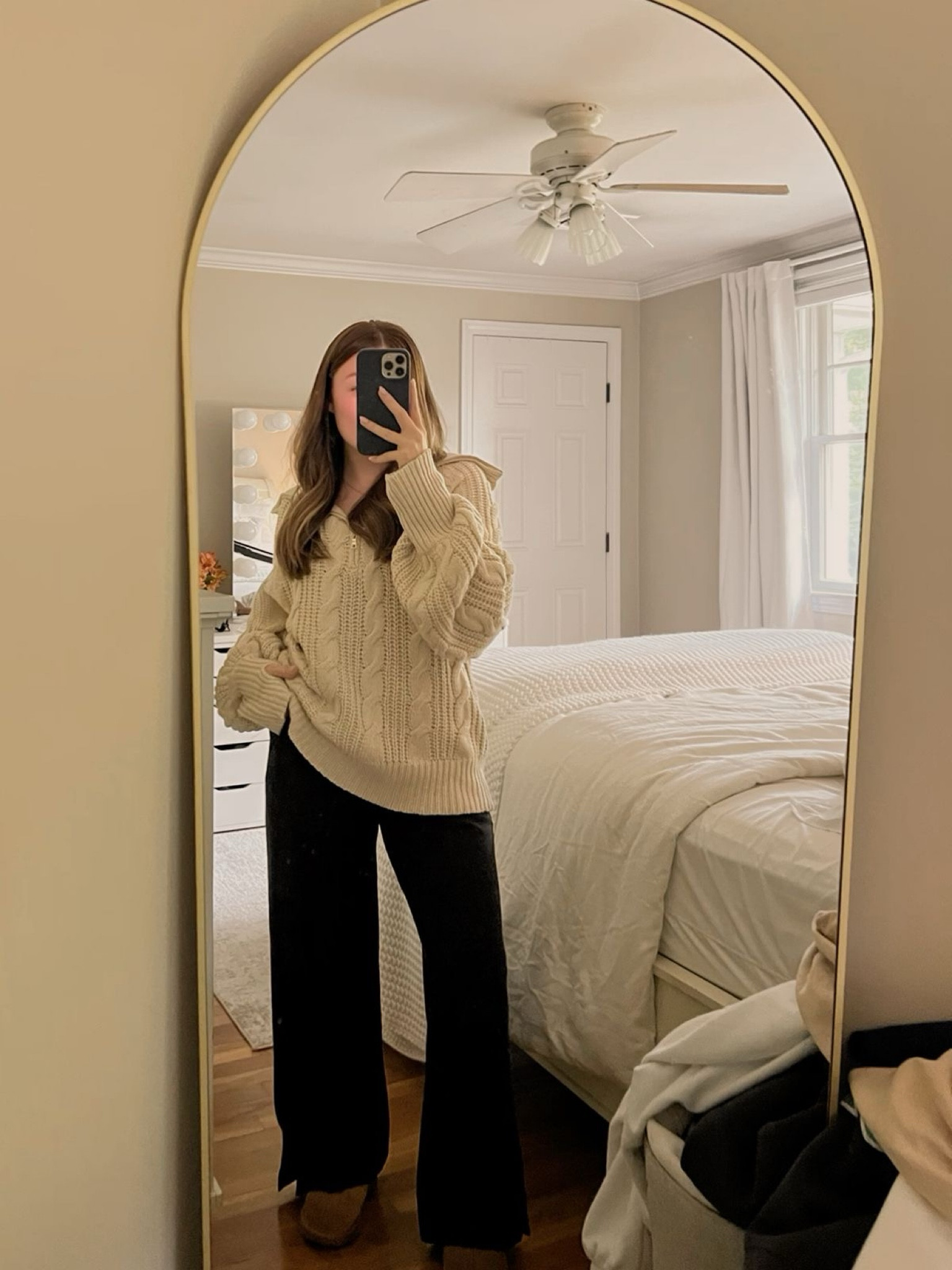 Fall sweater style ☕️ 

#LTKSeasonal #LTKBacktoSchool #LTKStyleTip