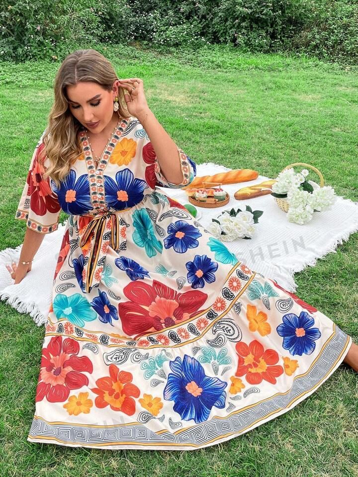 SHEIN WYWH Plus Size Floral Print V-Neck Casual Dress | SHEIN
