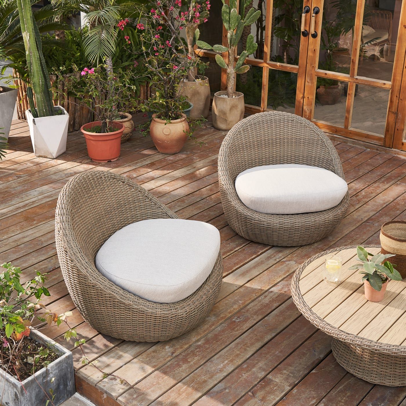 Malta Outdoor Lounge ChairNew | Castlery US