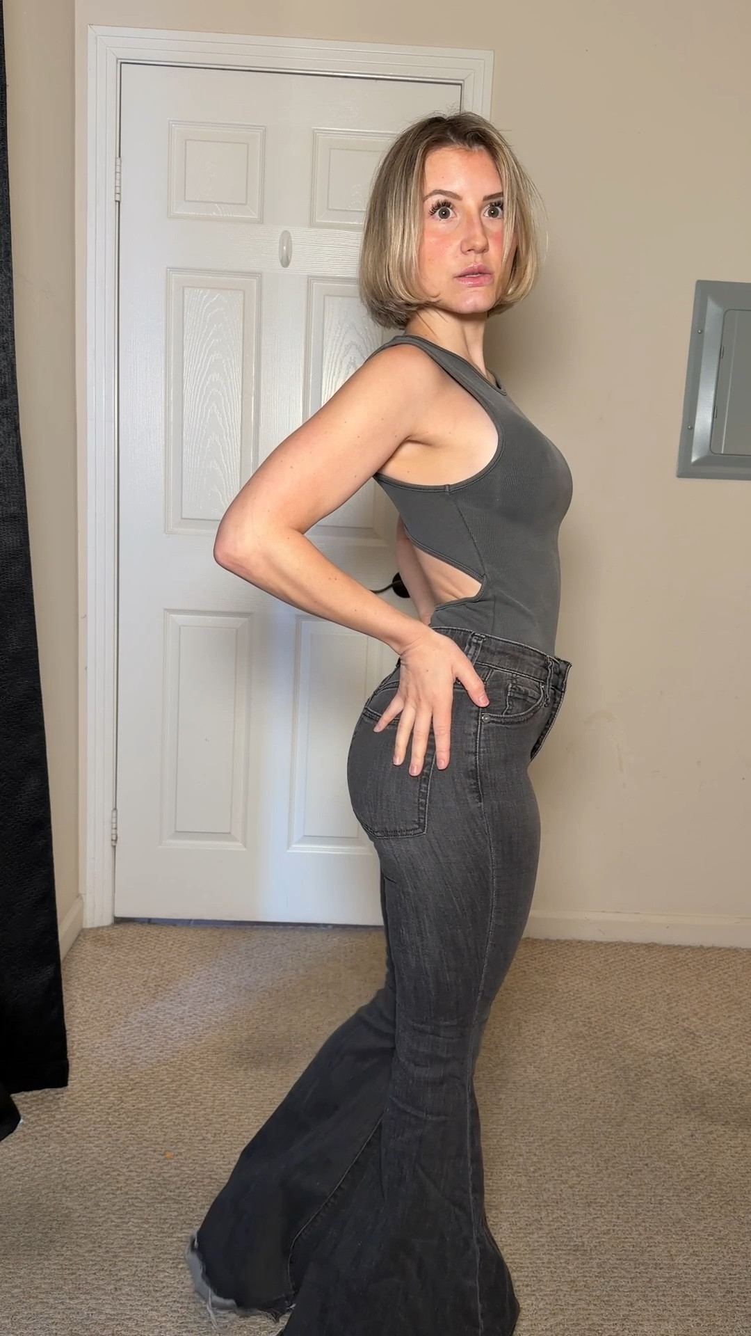 Are these jeans black or grey though?? 

I couldn't find  the exact pair of jeans from Free People so I linked the closest I could find 


#LTKootd #LTKPetite