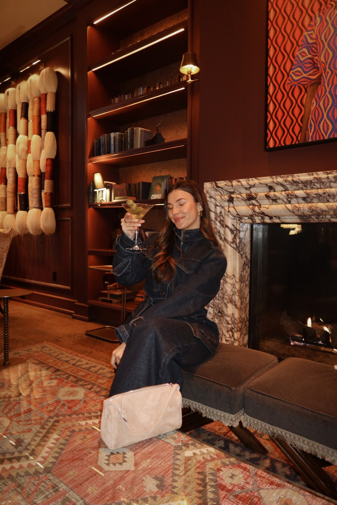 What I wore to Nashville🤎

Dinner outfit inspo, lioness, denim, set, kitten heels, dinner date, Wyoming, rodeo, travel, cold outfit insp