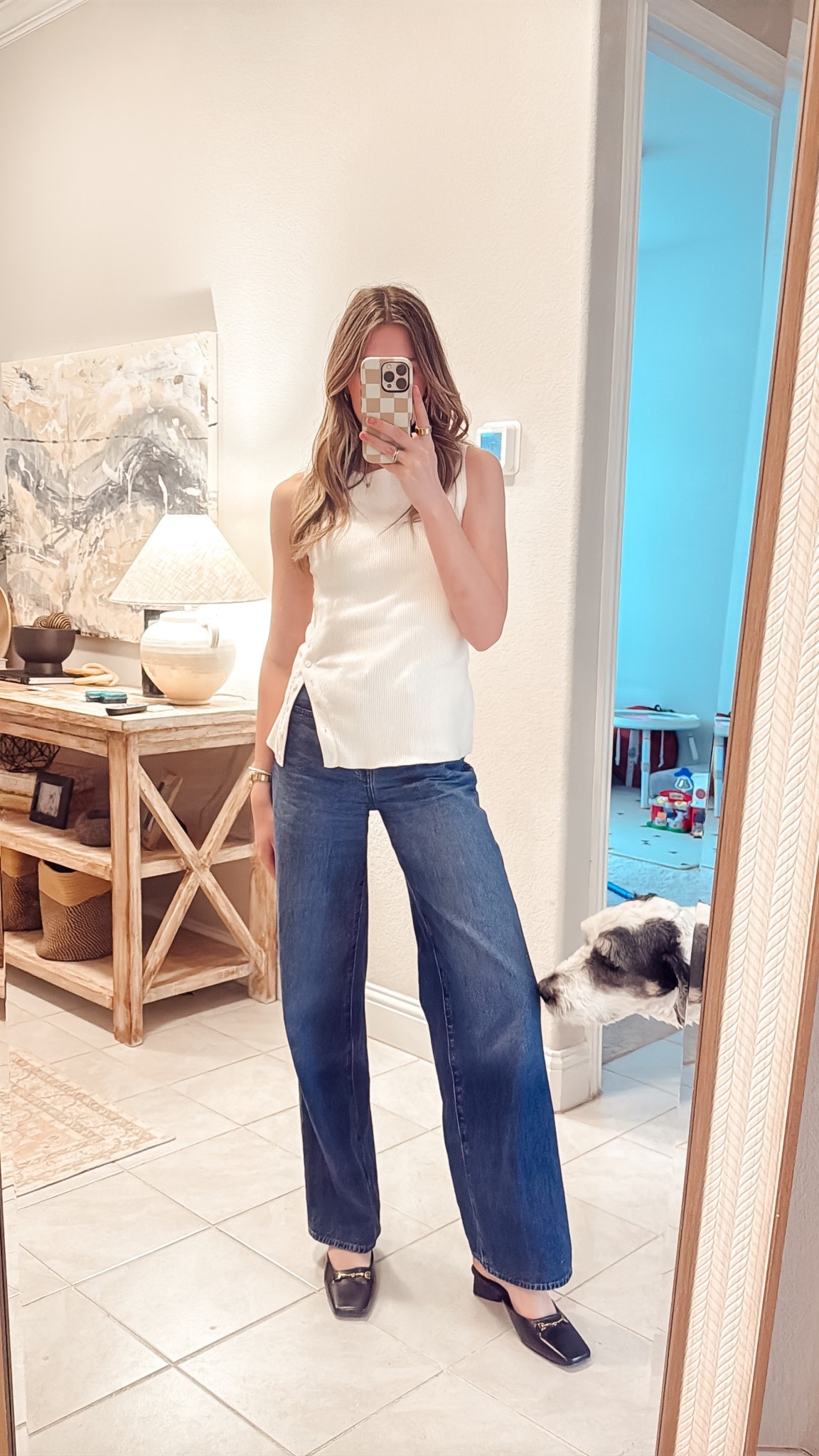 The perfect office top from Abercrombie! 

Top: xs jeans: 25
Ootd
Office style
Corporate outfits
Chic style
Spring fashion
Wide leg jeans 
Sale finds 
Abercrombie sale 

#LTKShoeCrush #LTKSaleAlert #LTKWorkwear