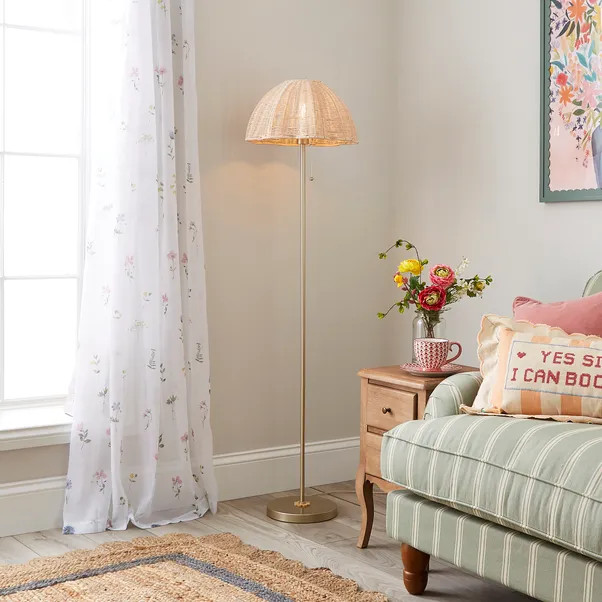 Amaria Scallop Floor Lamp | Dunelm