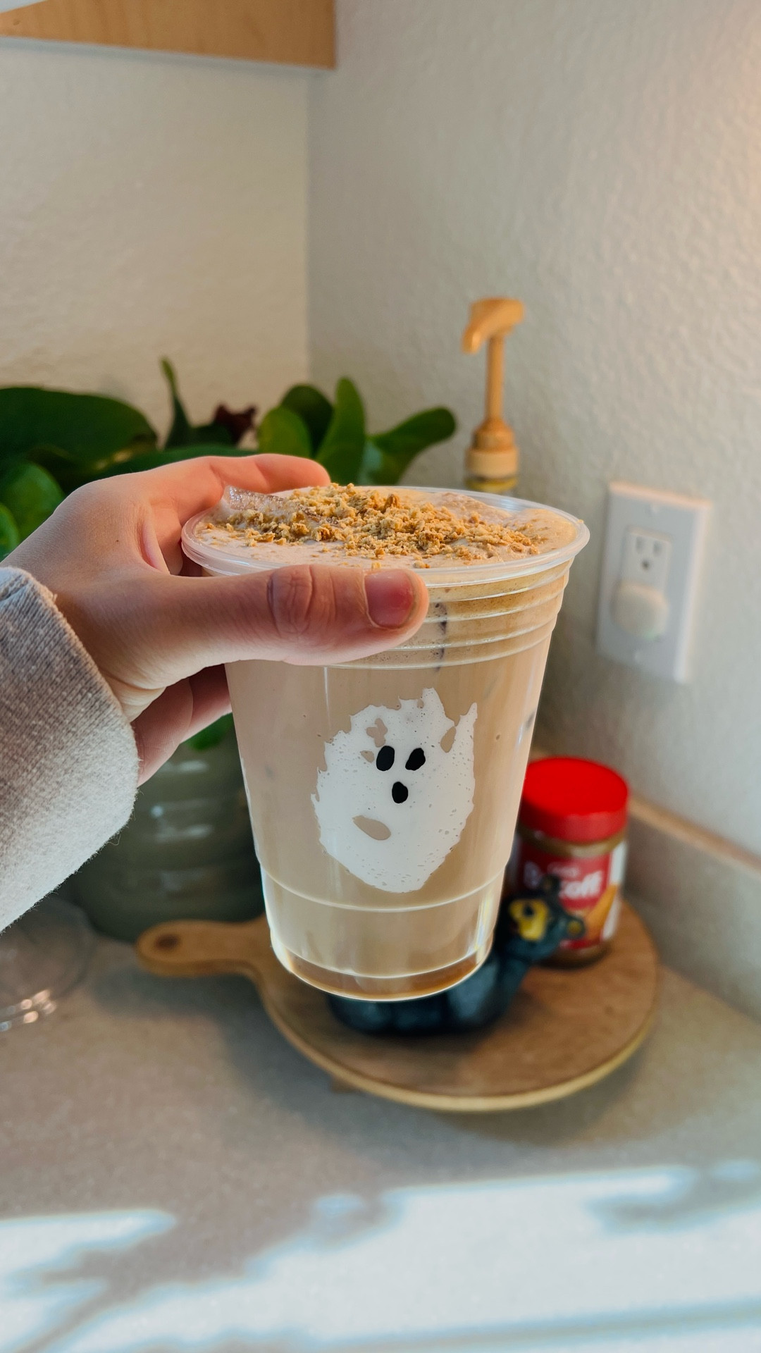 The spooky s’mores latte & what you need to make it for your next Halloween party 👻

Line the inside of the cup with marshmallow cream and use a sharpie to draw a face on the outside 

-Add ice and whole milk to the cup 

-Brew a double espresso shot over 1 pump of Amoretti- Toasted Marshmallow syrup w/ 1 tbsp of Biscoff cookie butter (mix together) and pour over milk and ice

Cold foam - Combine
- 1 pump of the Amoretti toasted marshmallow syrup 
- 1-2 tbsp of chocolate milk (I use fairlife)
- 2-3 tbsp heavy whipping cream 
- 1 tsp of Maldon Salt smoked sea salt 
-Pour on top and add crushed Graham crackers 🫶🏻🔥

#LTKHalloween #LTKHome #LTKSeasonal