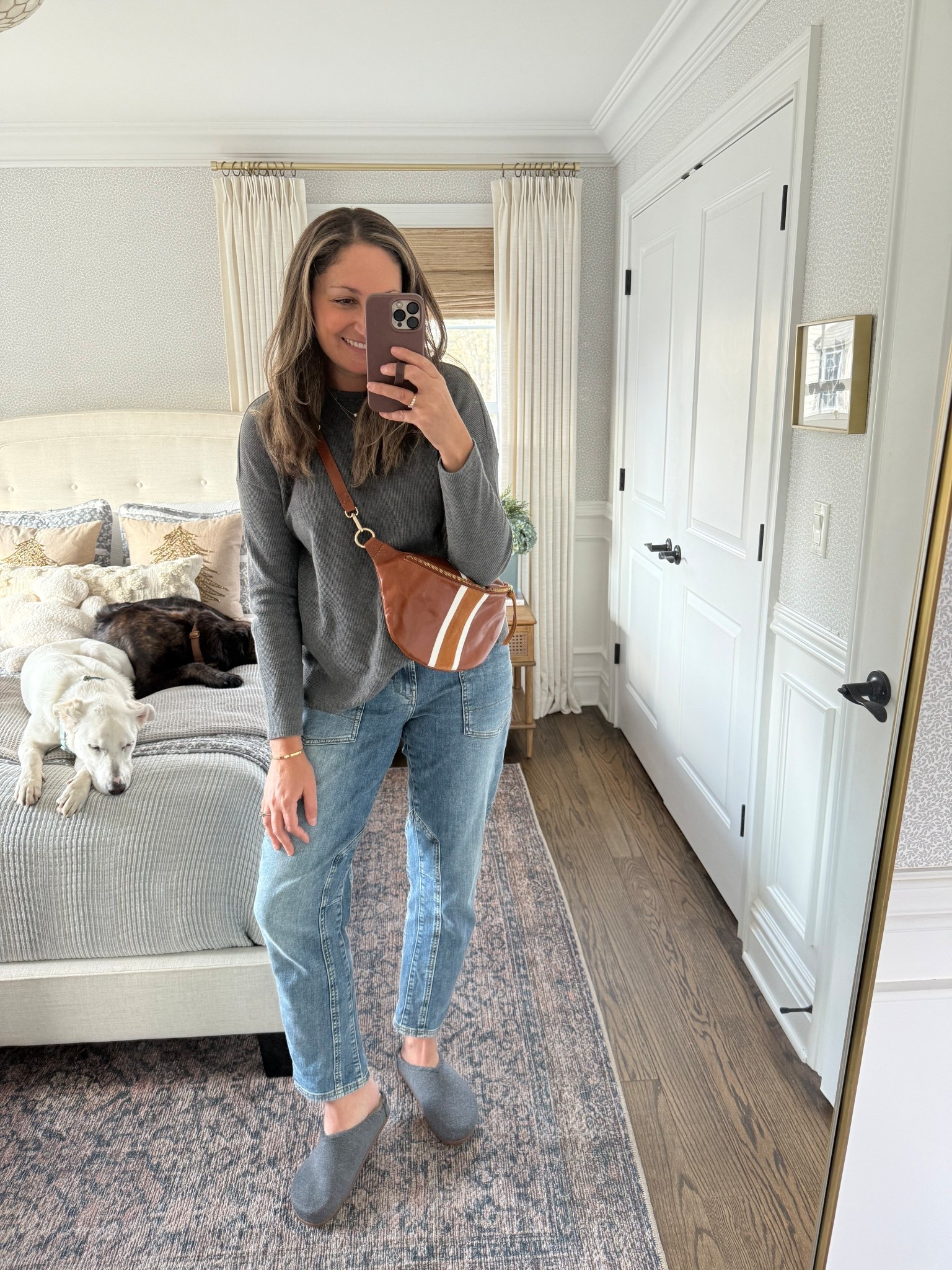 Today’s OOTD! My go-to pair of Pilcro  jeans from Anthropologie, cozy Rothy’s clogs and the perfect crossbody bag. 

#LTKFindsUnder100 #LTKmomlife #LTKootd
