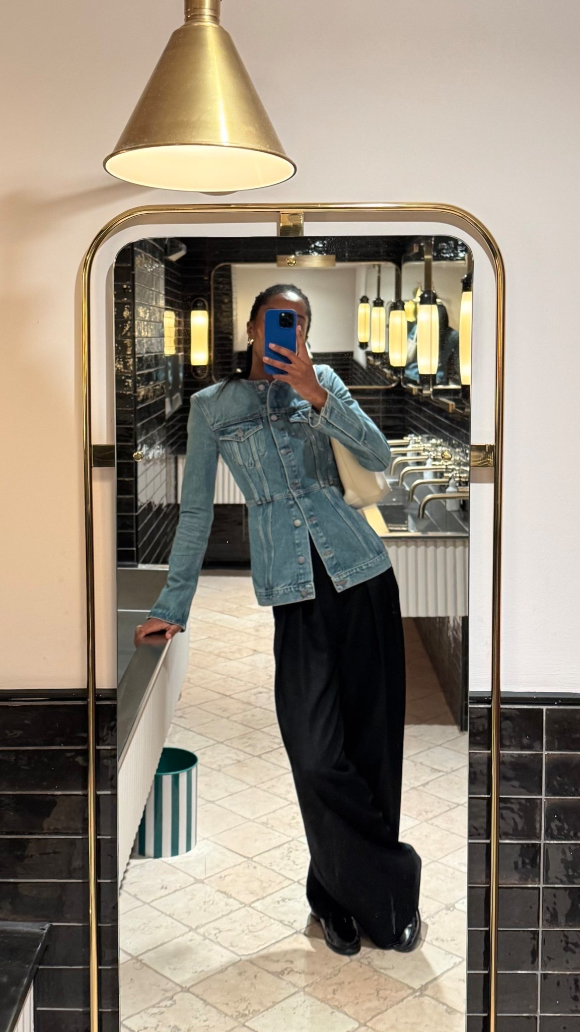 The best denim jacket 

#LTKuk #LTKstyletip #LTKautumn