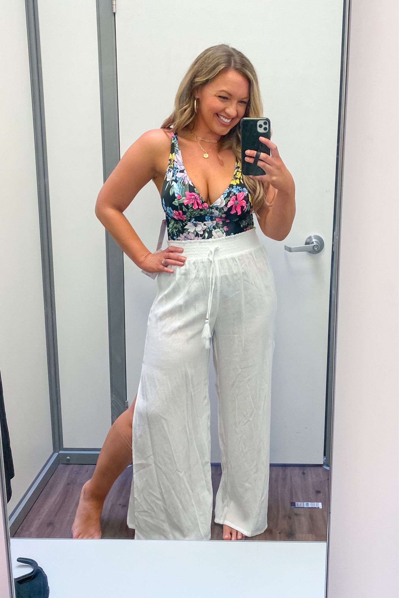 Look at this swim outfit!!! I love love love these pants and they look so good with the Walmart New Arrival swimsuit! Wearing size medium in both!


Resort wear , vacation outfit, swimsuit, swim, coverup pants , beach outfit, cruise outfit, vacation look, swimwear , Walmart swimsuit, Walmart new arrivals , beach , cruise , bathing suit 

#LTKfindsunder50 #LTKswim #LTKmidsize