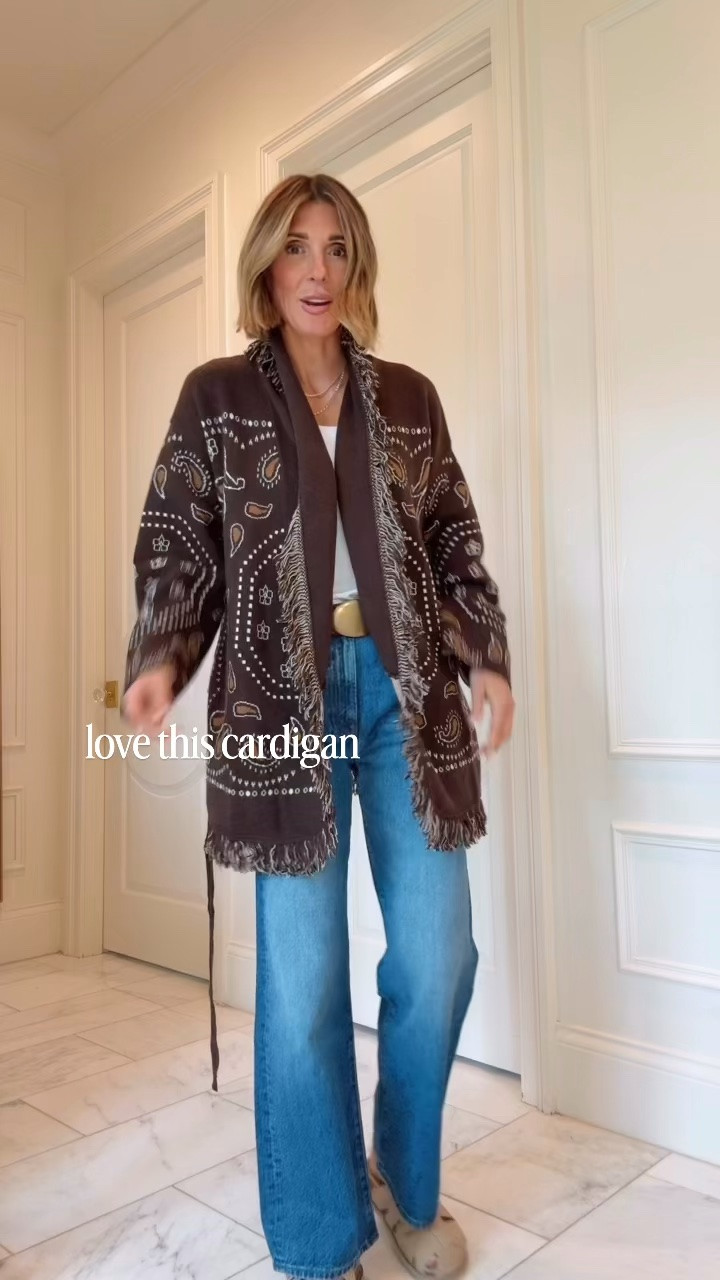 My recent fall haul from @Tuckernuck 

I'm 5'7 wearing my true size 25 in jeans and small in tops and jacket