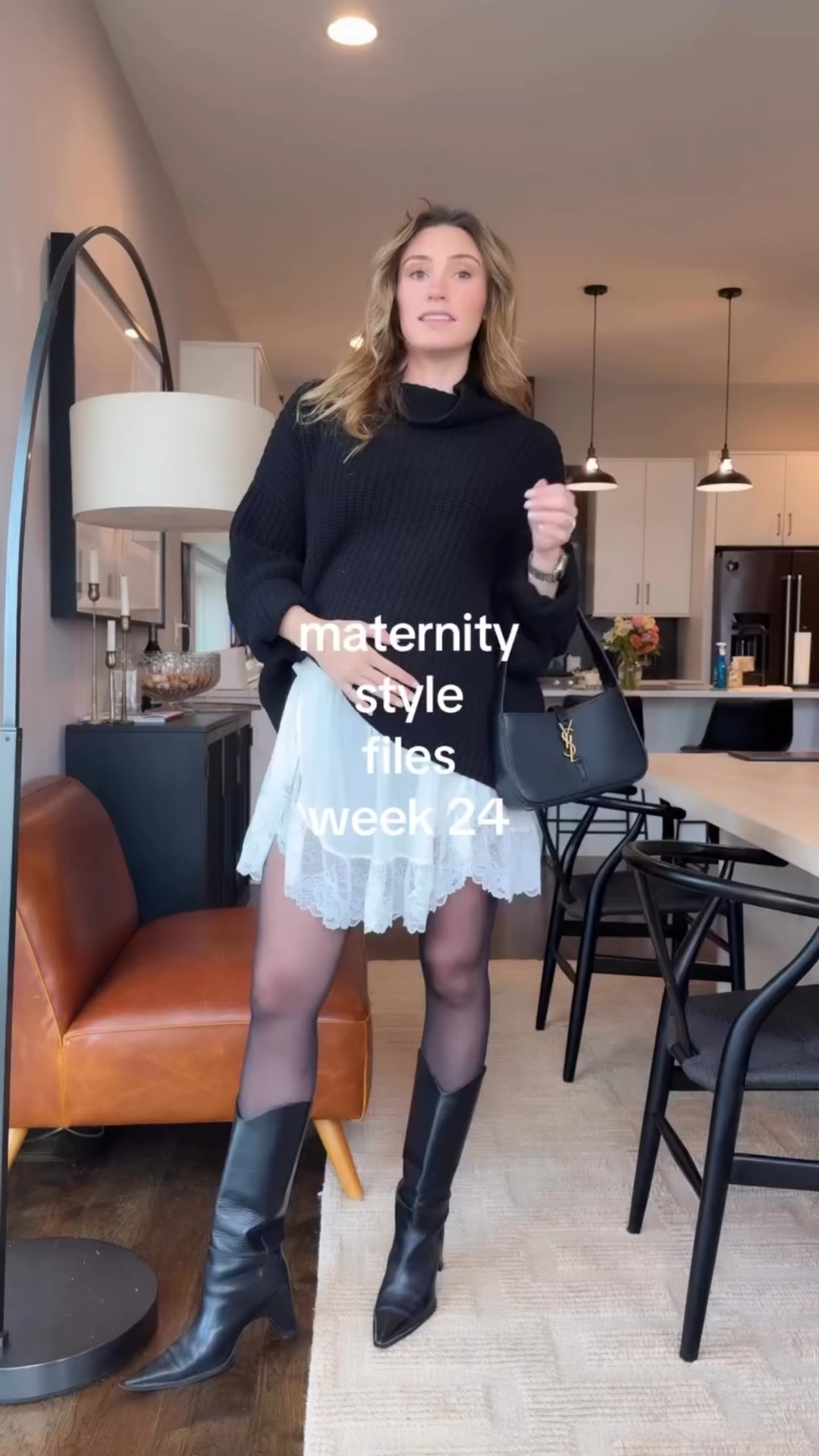 #maternitystylesfiles with @getnoosh tights !!!! temp dropped below 70 one single time & I’m craving sweater weather now 🍂🍁🤎