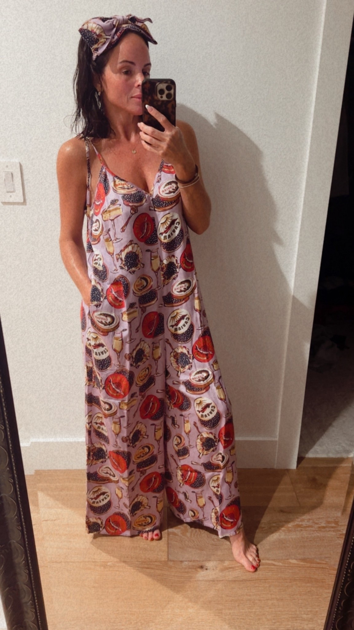 Wearing size smalll

#LTKBeauty #LTKmomlife #LTKdayinmylife