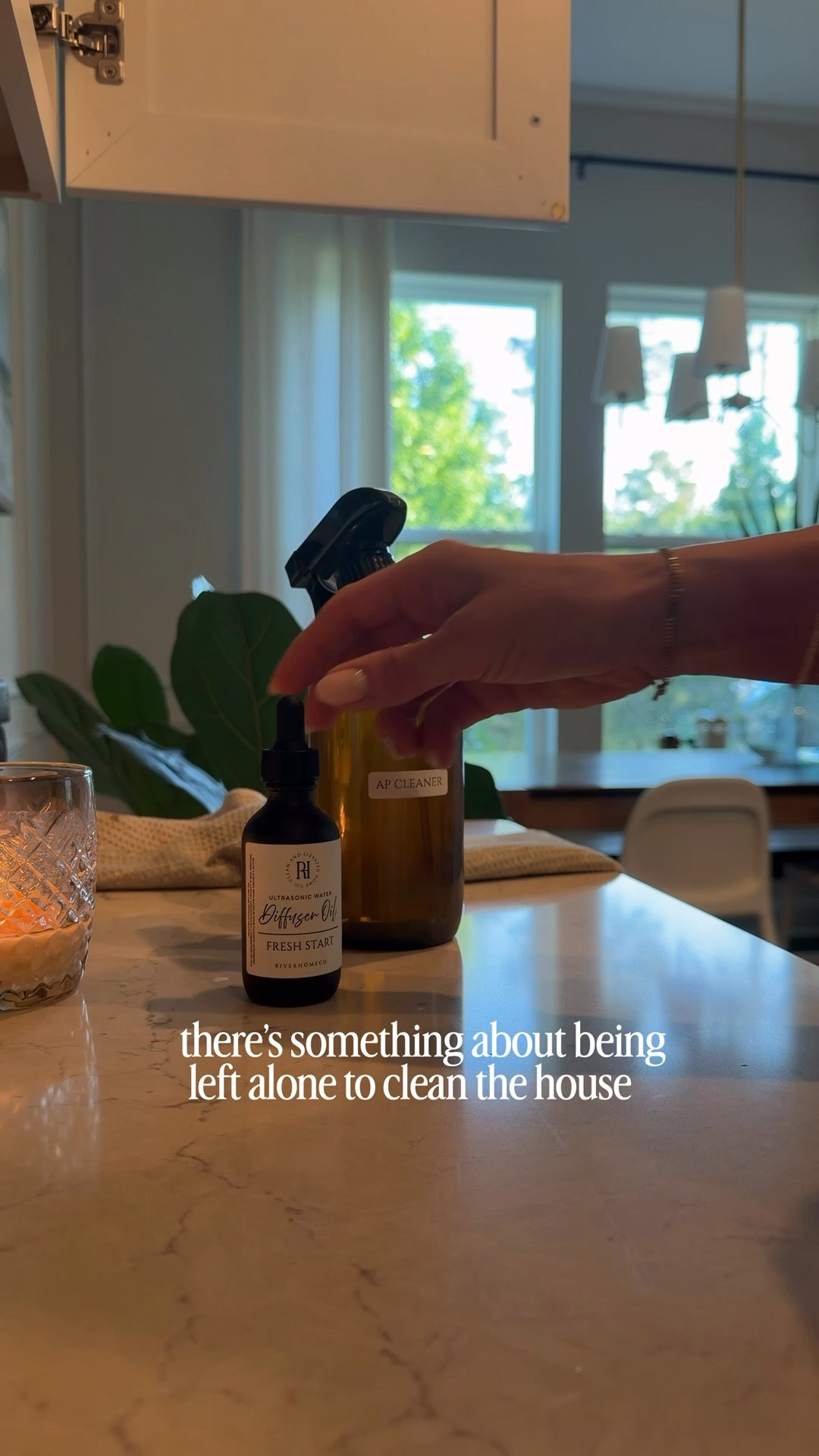 quiet home reset lately — mixing my own clean all-purpose spray and setting the tone for the day. linking the amber bottles + cleaner base i use here, and you can find my diffuser oils under “elevated home care” on RiverHome Co.

amber glass spray bottles, non toxic all purpose cleaner base, clean home cleaning routine, diy natural cleaning spray, coastal home cleaning routine, aesthetic home reset, non toxic home products, clean living essentials, home fragrance routine, diffuser oils clean home, everyday home reset, minimal cleaning supplies, glass cleaning bottles reusable