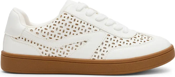 Voyage Sneaker (Women) | Nordstrom Rack